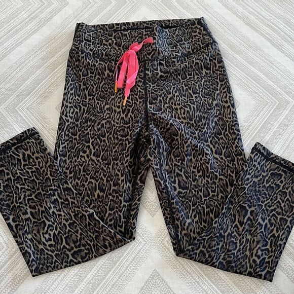 The Upside Women’s Cropped Leopard Leggings - Picture 2 of 6